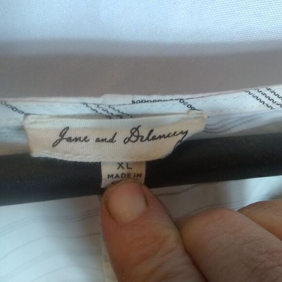 Jane and Delancey top - Picture 4 of 8